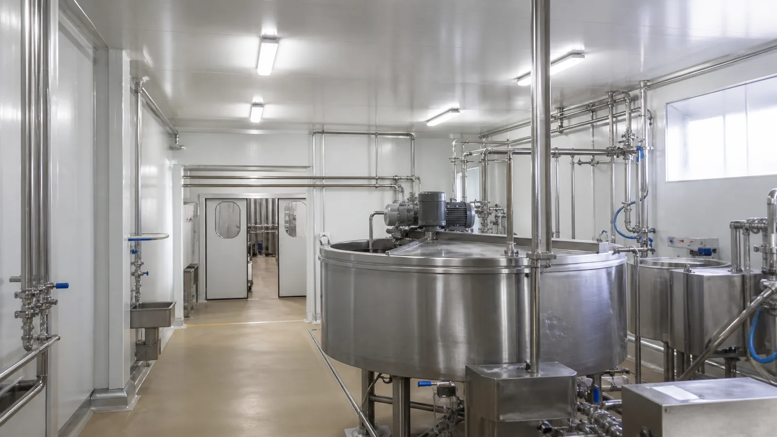 Technische bedrijfsruimte voor planmatig spuitwerk tijdens een onderhoudsstop